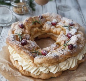 Christmas Choux Wreath